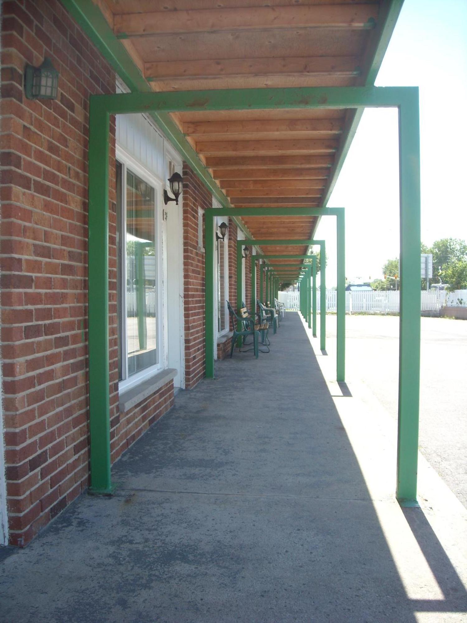 Motel Montreal Notre-Dame-de-l'Ile-Perrot ภายนอก รูปภาพ